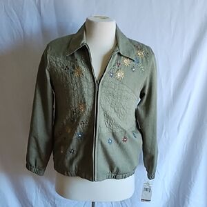 Alfred Dunner zip up jacket. Size 6 P